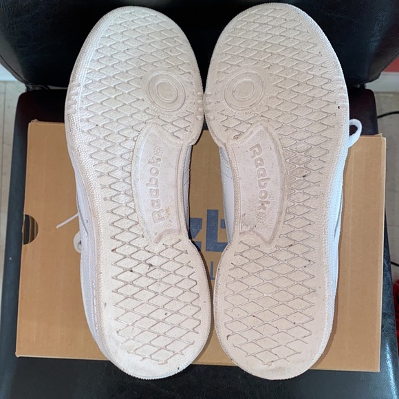 Reebok Classic - Picture 6 of 9